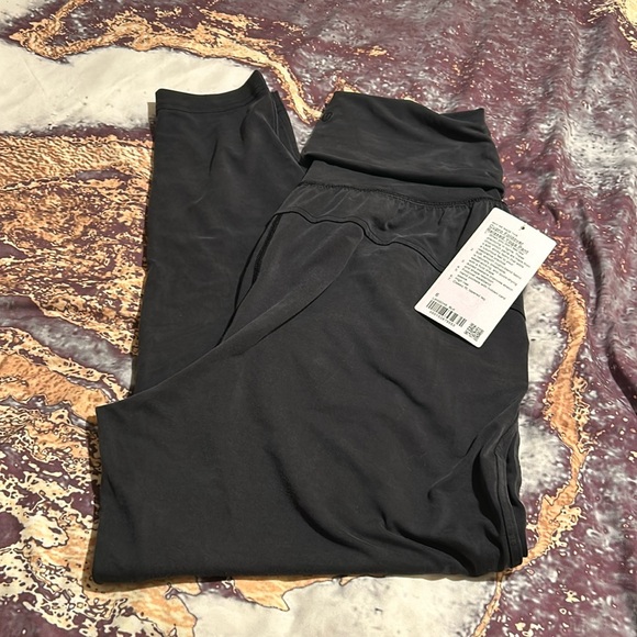 Lululemon Cupro Relaxed Foldover Yoga Pant - Picture 4 of 6